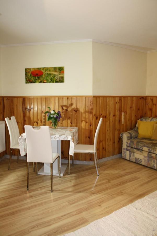 Harmonia Apartmanhaz Hajduszoboszlo Exterior photo