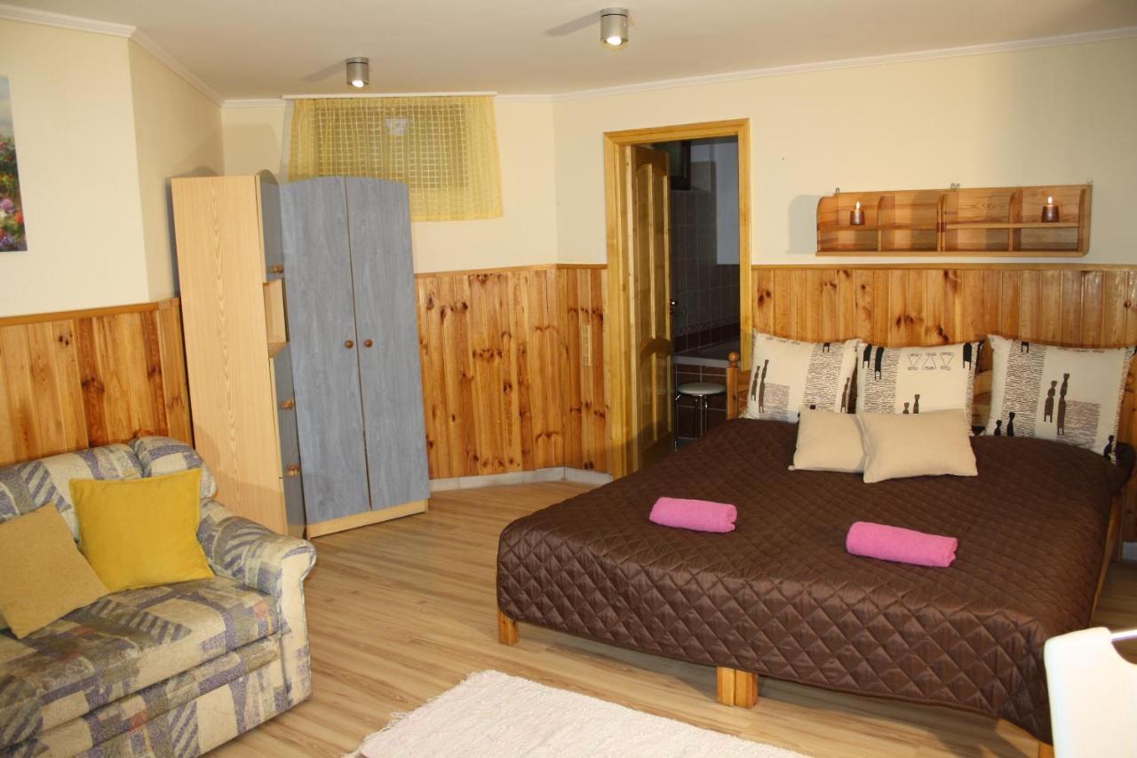 Harmonia Apartmanhaz Hajduszoboszlo Exterior photo