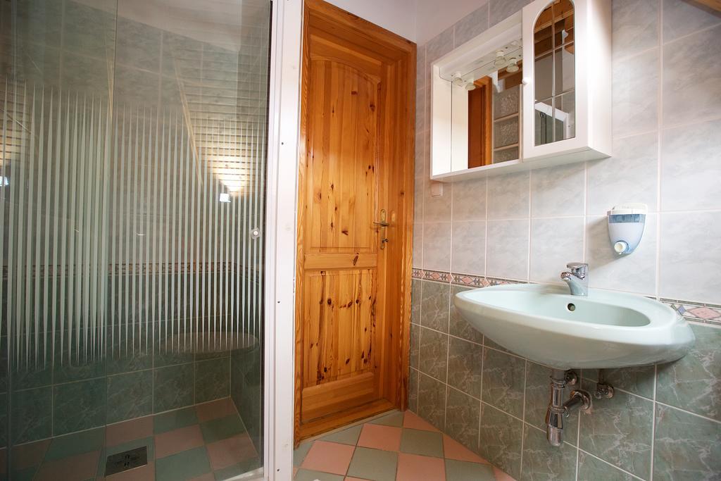 Harmonia Apartmanhaz Hajduszoboszlo Exterior photo