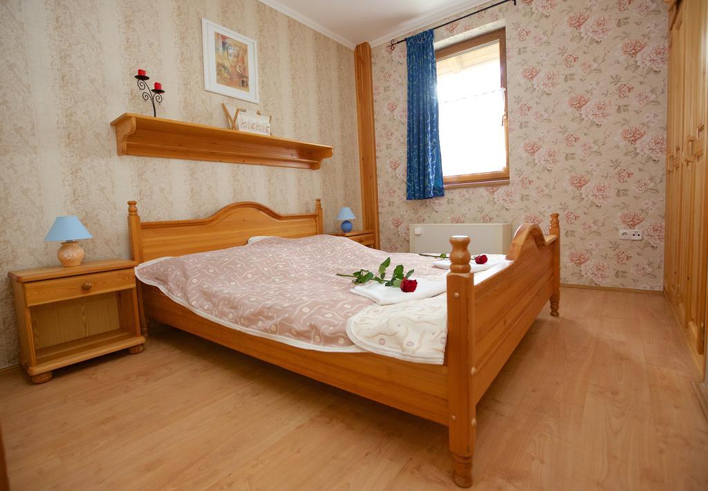 Harmonia Apartmanhaz Hajduszoboszlo Exterior photo
